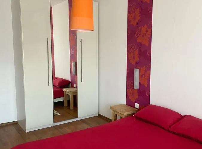 Neon Gondola 公寓 班斯科