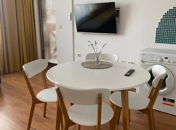 Neon Gondola 公寓 *